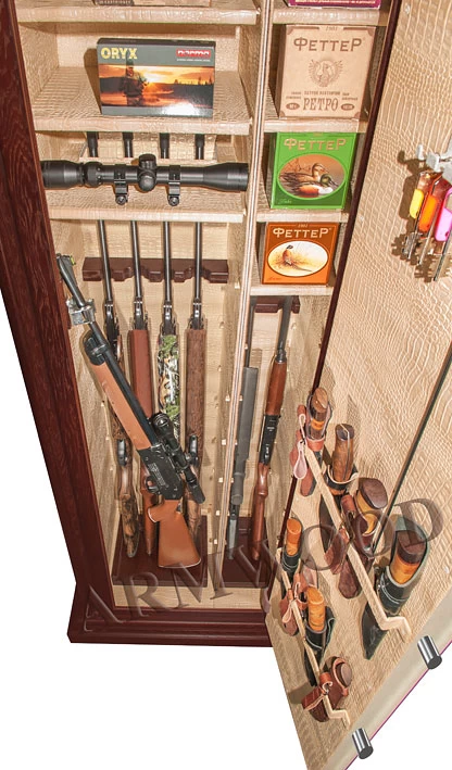 Оружейный сейф с отделкой деревом Armwood 44 EL Lux